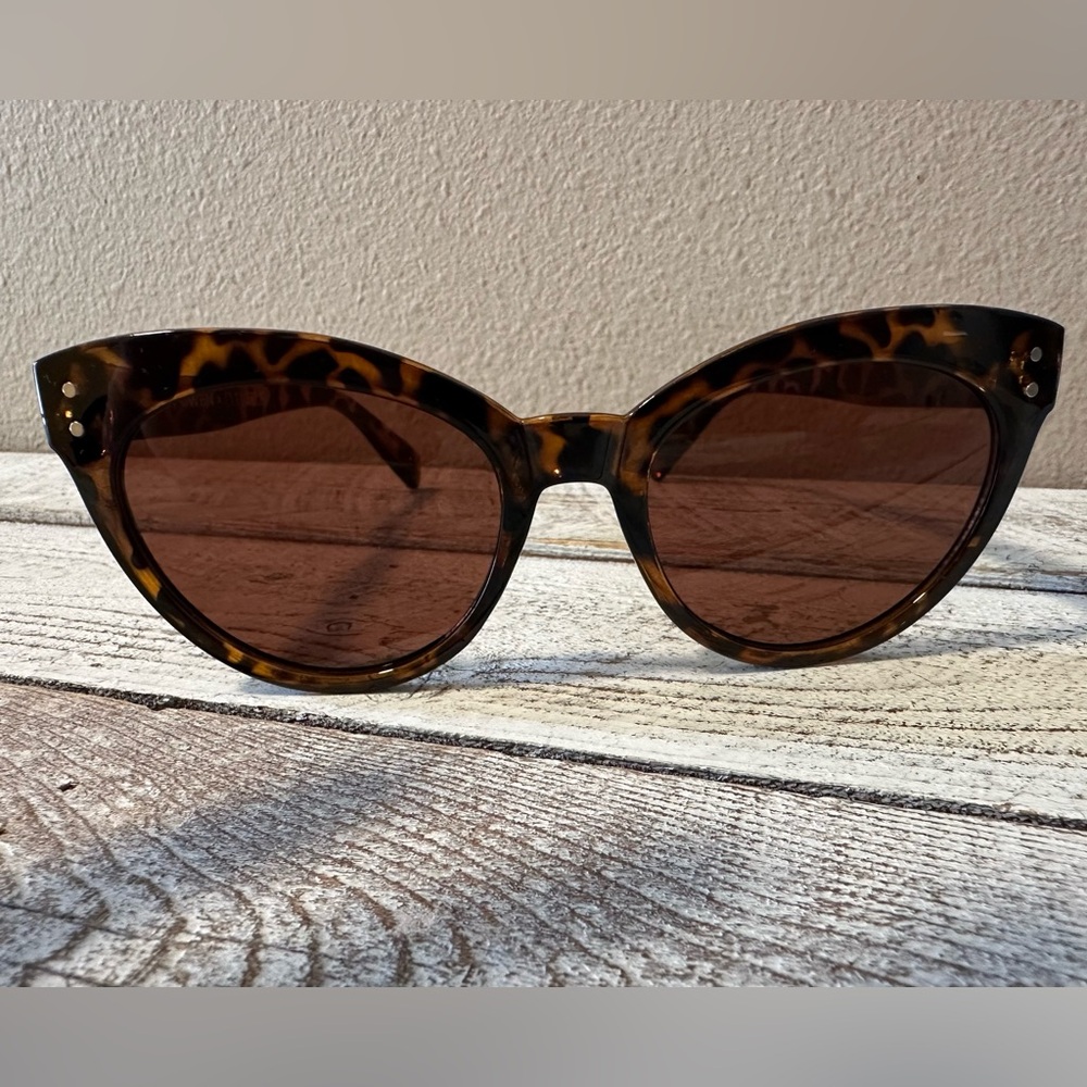 Saint Owen x Curateur Wylde Tortoise Shell Sunglasses - NIP